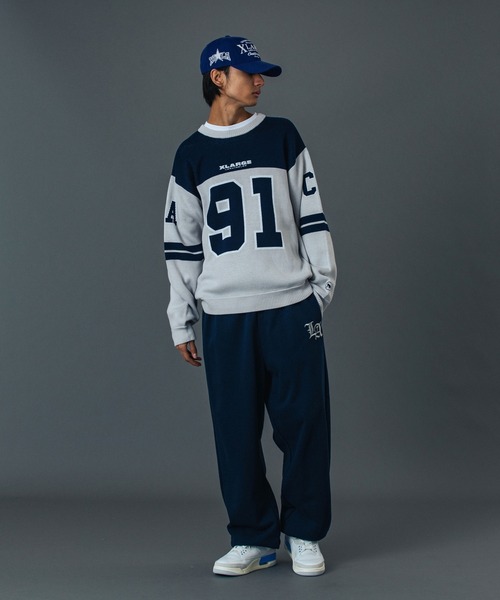 XLARGE（エクストララージ）の「FOOTBALL SWEATER（ニット/セーター・メンズ・ブラック/グレー/オレンジ・S/M/L/XL）」の6枚目の写真