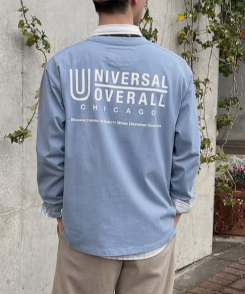 UNIVERSAL OVERALL(ユニバーサルオーバーオール)の「【別注】UNIVERSAL OVERALL/ユニバーサルオーバーオール サイドスリットルーズシルエットビッグロゴロンT(Tシャツ/カットソー・メンズ・ネイビー/ブラック/サックスブルー/オートミール/ホワイト・M/S/XL/L)」の1枚目の写真