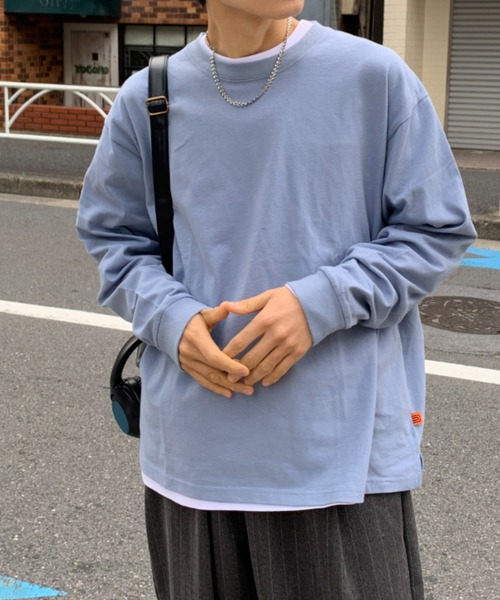 UNIVERSAL OVERALL(ユニバーサルオーバーオール)の「【別注】UNIVERSAL OVERALL/ユニバーサルオーバーオール サイドスリットルーズシルエットビッグロゴロンT(Tシャツ/カットソー・メンズ・ネイビー/ブラック/サックスブルー/オートミール/ホワイト・M/S/XL/L)」の15枚目の写真