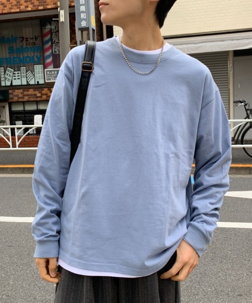 UNIVERSAL OVERALL(ユニバーサルオーバーオール)の「【別注】UNIVERSAL OVERALL/ユニバーサルオーバーオール サイドスリットルーズシルエットビッグロゴロンT(Tシャツ/カットソー・メンズ・ネイビー/ブラック/サックスブルー/オートミール/ホワイト・M/S/XL/L)」の14枚目の写真