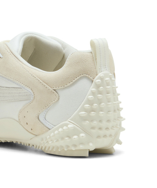 PUMA(プーマ)の「PUMA プーマ ユニセックス モストロ XC プライム スニーカー(スニーカー・メンズ・ブラック×グレー/オフホワイト・29.0cm/22.5cm/24.0cm/25.5cm/25.0cm/24.5cm/27.0cm/26.5cm/26.0cm/27.5cm/28.5cm/28.0cm/23.5cm/23.0cm)」の8枚目の写真