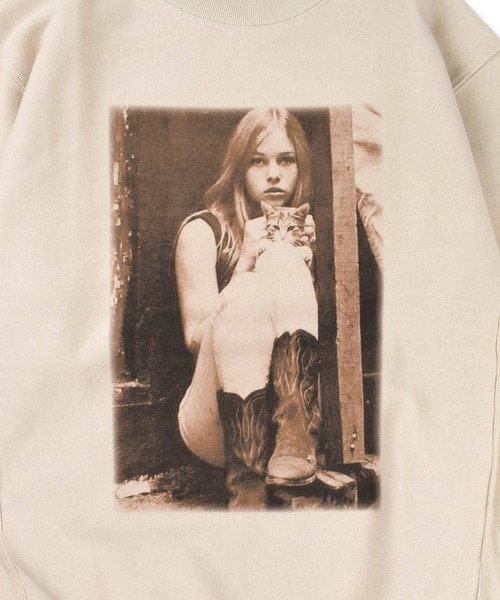 TMT(ティーエムティー)の「【TMT/ティーエムティー】リバースウィーブ スウェットシャツ GIRLS PHOTO(スウェット・メンズ・ベージュ/ブラック・X-LARGE/LARGE/MEDIUM)」の6枚目の写真
