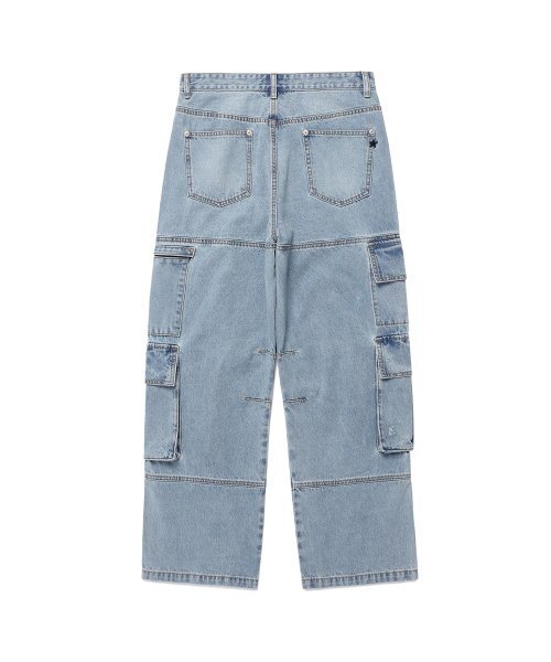Cavish(カビシ)の「WASHED DENIM CARGO PANTS BLUE(CV2ESUD111A)(デニムパンツ・レディース・ブルー・SMALL/MEDIUM/LARGE)」の3枚目の写真