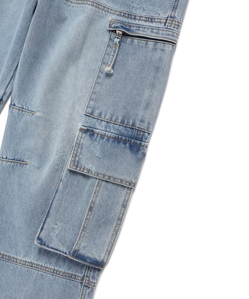 Cavish(カビシ)の「WASHED DENIM CARGO PANTS BLUE(CV2ESUD111A)(デニムパンツ・レディース・ブルー・SMALL/MEDIUM/LARGE)」の5枚目の写真