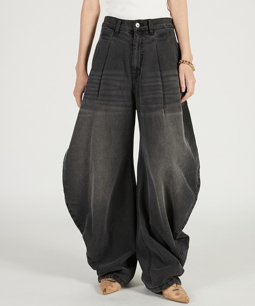 PRANK PROJECT（プランクプロジェクト）の「【2026Spring Pre-Order】ドレープデニムパンツ / Drape Denim Pants（デニムパンツ・レディース・ブルー/ブラック・34/36/38）」の10枚目の写真