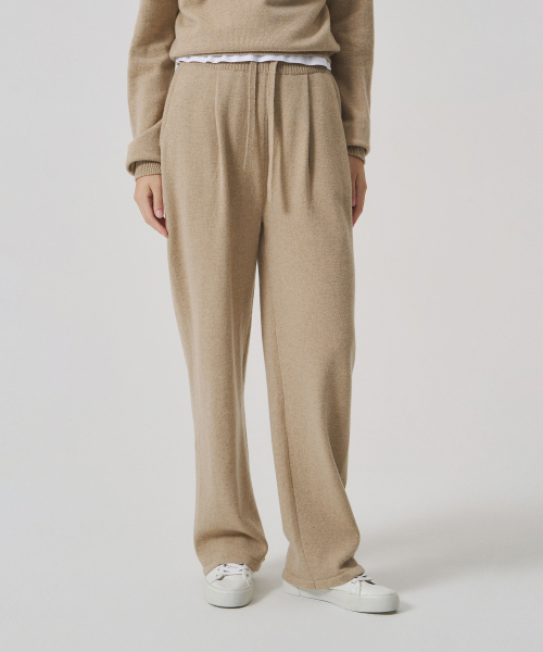 J'RIUM（ジェイリウム）の「[Unisex] Merino Wool One-Tuck Drawstring Pants Camel（その他パンツ・レディース・その他・SMALL/MEDIUM）」の3枚目の写真