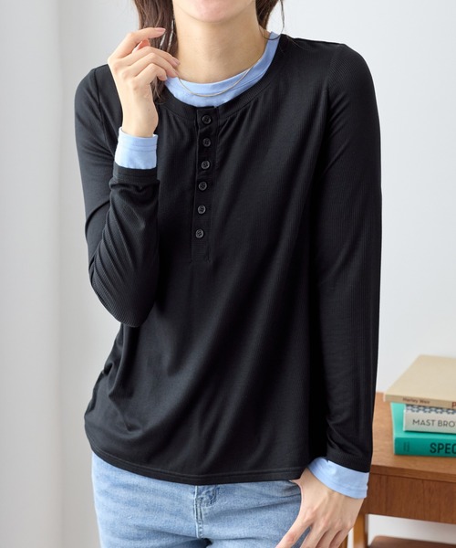 Viola e Viola(ヴィオラエヴィオラ)の「1枚着映えレイヤード風ヘンリーネックリブプルオーバー(Tシャツ/カットソー・レディース・杢グレー/ブラック・M/L/LL/3L)」の15枚目の写真