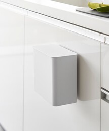 tower（タワー）の「＜tower＞フィルムフック 密閉ゴミ箱（ダストボックス）」