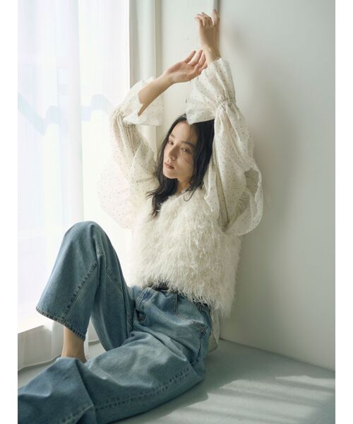 Ungrid（アングリッド）の「フェザーヤーンニットベスト（ニット/セーター・レディース・オフホワイト/ブルー/ブラック・FREE）」の5枚目の写真