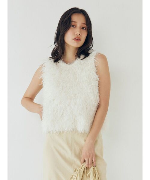 Ungrid（アングリッド）の「フェザーヤーンニットベスト（ニット/セーター・レディース・オフホワイト/ブルー/ブラック・FREE）」の8枚目の写真