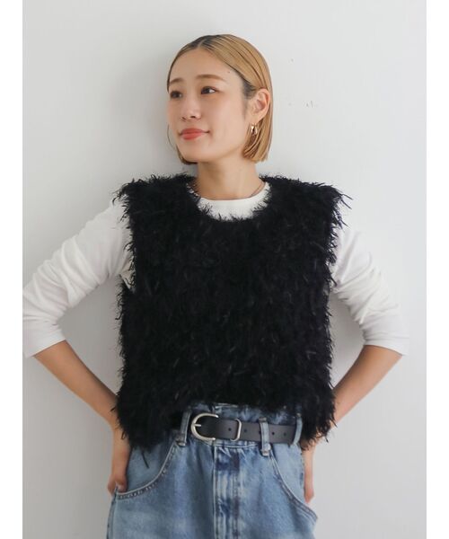 Ungrid（アングリッド）の「フェザーヤーンニットベスト（ニット/セーター・レディース・オフホワイト/ブルー/ブラック・FREE）」の16枚目の写真