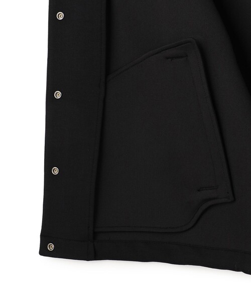 UNFILO(アンフィーロ)の「BEAUTY FORM JERSEY スリーブレス ブルゾン(ベスト・レディース・ベージュ系/ブラック系・X-LARGE)」の19枚目の写真