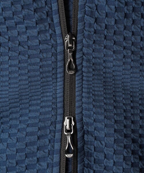 NICOLE CLUB FOR MEN（ニコルクラブフォーメン）の「ジオメトリックジャガードフードパーカー（パーカー・メンズ・オフホワイト/ブラック×グレー/ブルー系・MEDIUM/LARGE/X-LARGE）」の10枚目の写真