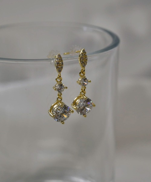 LA MUe(ラミュー)の「【LA MUE】シルバー925ポスト ビジュー ドロップピアス(ピアス(両耳用)・レディース・シルバー/ゴールド・FREE)」の9枚目の写真