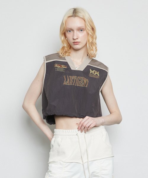 LARTIGENT(ラーティゼン)の「L3 NYLON STRING VEST(BROWN)(ベスト・レディース・その他・FREE)」の2枚目の写真
