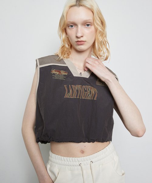 LARTIGENT(ラーティゼン)の「L3 NYLON STRING VEST(BROWN)(ベスト・レディース・その他・FREE)」の4枚目の写真