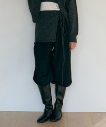 ODER（オディエール）の「レイヤリングストラップスカート-チャコール（スカート）」