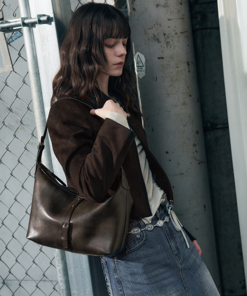 LEATHERY（レザリー）の「ヴィンテージベルト付きショルダーバッグ [WASHED IV]（ショルダーバッグ・レディース・その他・ONE SIZE）」の4枚目の写真