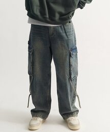 DRAW.M（ドローエム）の「ストラップウォッシュドワイドカーゴデニムパンツ（デニムパンツ）」