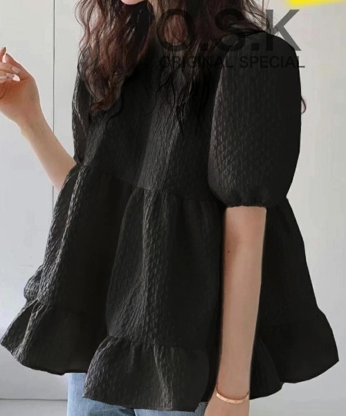 deux amour(ドゥーザムール)の「ブークレ―フリルティアード半袖トップス(Tシャツ/カットソー・レディース・ブラック/グレー/ブルー/ホワイト・FREE)」の2枚目の写真