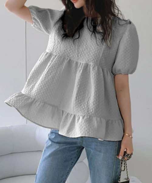 deux amour(ドゥーザムール)の「ブークレ―フリルティアード半袖トップス(Tシャツ/カットソー・レディース・ブラック/グレー/ブルー/ホワイト・FREE)」の7枚目の写真