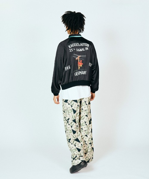 THRIFTY LOOK(スリフティールック)の「THRIFTY LOOK / スリフティールック SOUVENIR GERMANY BLOUSON スーベニアジャケット 刺繍(ブルゾン・メンズ・ブラック/ネイビー/ブラック系その他・LARGE/MEDIUM)」の6枚目の写真