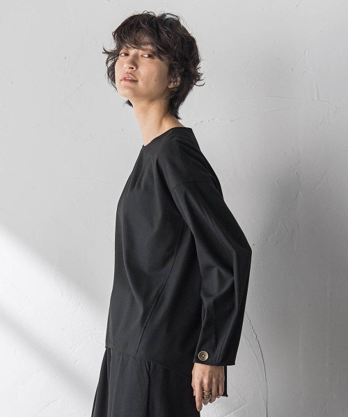 MAYSON GREY(メイソングレイ)の「【叶えるSET UP】起毛フォルムスリーブブラウス≪手洗い可能≫(シャツ/ブラウス・レディース・ベージュ/ブラック・M)」の4枚目の写真