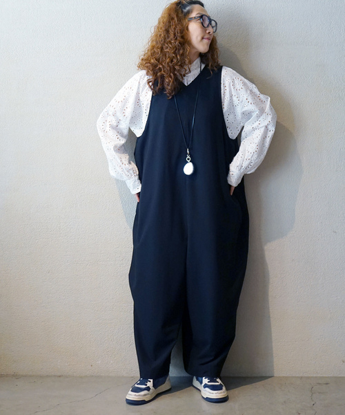 JOURNAL STANDARD LUXE（ジャーナルスタンダード　ラックス）の「TRストレッチ Vネックサロペット（サロペット/オーバーオール・レディース・ブラック・FREE）」の7枚目の写真