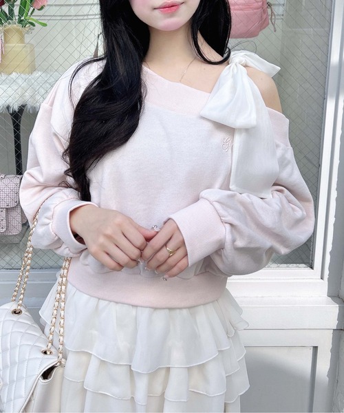 INGNI（イング）の「スウェット肩リボン胸ロゴワンショルトップス（Tシャツ/カットソー・レディース・ライトピンク/グレー/ネイビー/オートミール・M）」の4枚目の写真