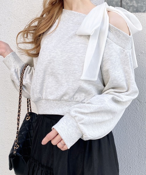 INGNI（イング）の「スウェット肩リボン胸ロゴワンショルトップス（スウェット・レディース・ライトピンク/グレー/ネイビー/オートミール・M）」の13枚目の写真