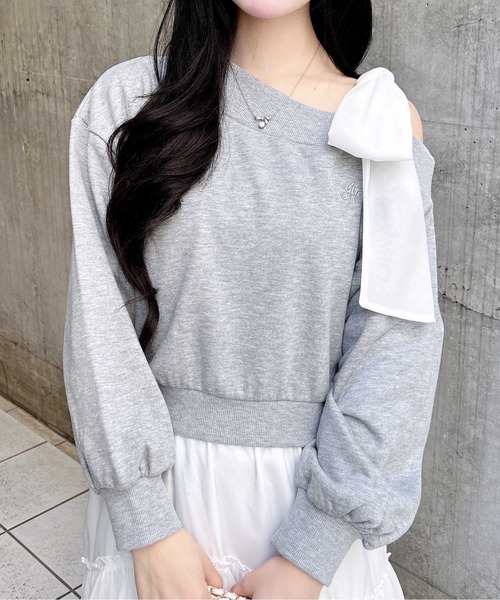 INGNI（イング）の「スウェット肩リボン胸ロゴワンショルトップス（スウェット・レディース・ライトピンク/グレー/ネイビー/オートミール・M）」の5枚目の写真