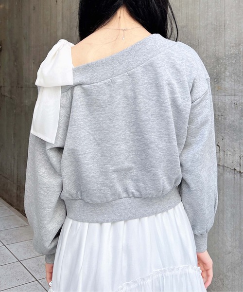 INGNI（イング）の「スウェット肩リボン胸ロゴワンショルトップス（スウェット・レディース・ライトピンク/グレー/ネイビー/オートミール・M）」の9枚目の写真