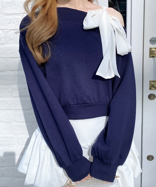 INGNI（イング）の「スウェット肩リボン胸ロゴワンショルトップス（スウェット・レディース・ライトピンク/グレー/ネイビー/オートミール・M）」の21枚目の写真