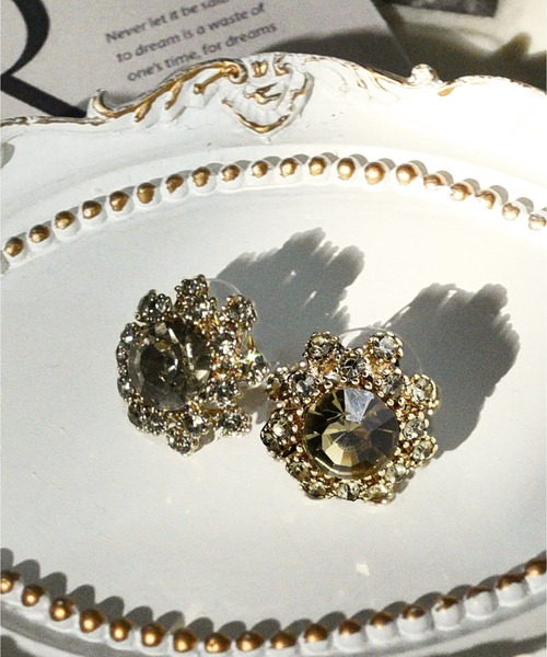 styiro(スタイロ)の「【シルバー925ポスト/ニッケルフリー】アンティークピアス S(ピアス(両耳用)・レディース・グリーン/パープル/オレンジ/ネイビー・FREE)」の7枚目の写真