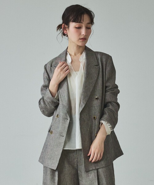 qualite（カリテ）の「【セットアップ対応】ラメリネンジャケット/春服/夏服/オフィスカジュアル/リネン（テーラードジャケット・レディース・グレイッシュベージュ・38/36）」の8枚目の写真