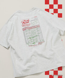 FREAK'S STORE（フリークスストア）の「限定展開 【TOY STORY/トイ・ストーリー】 別注 ビッグシルエット バックプリント クルーネックTシャツ/【Pizza Planet】（Tシャツ/カットソー）」