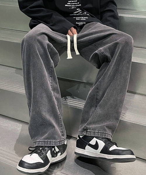 KELVIN(ケルヴァン)の「Monotone Denim Easy Straight Pants モノトーン デニムイージーパンツ(デニムパンツ・メンズ・グレー/ブラック・LARGE/MEDIUM)」の2枚目の写真