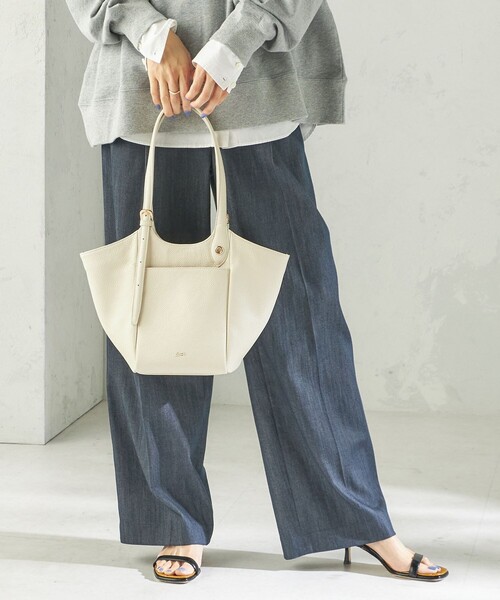 Beau're(ヴュレ)の「BEAURE: ロング ハンドル 2WAY トート バッグ(トートバッグ・レディース・ブラック/オフホワイト・ONE SIZE)」の5枚目の写真