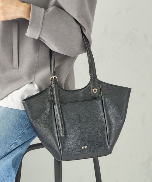 Beau're(ヴュレ)の「BEAURE: ロング ハンドル 2WAY トート バッグ(トートバッグ・レディース・ブラック/オフホワイト・ONE SIZE)」の13枚目の写真