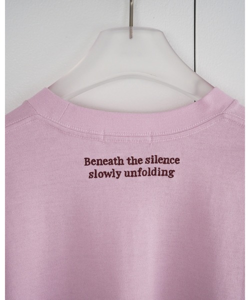 anuke（アンヌーク）の「Logo Long T-Shirts（Tシャツ/カットソー・レディース・グレー/ブラウン/ピンク・FREE）」の9枚目の写真