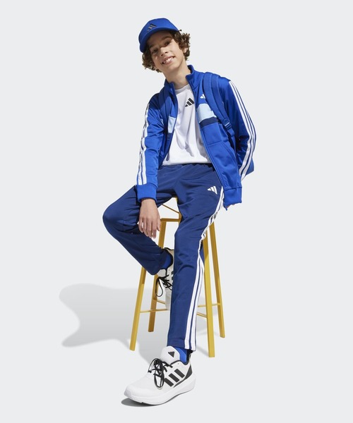 adidas(アディダス)の「シーズナル エッセンシャルズ Tiberio スリーストライプス トリコット トラックスーツ キッズ / ジャージ / アディダス adidas(ジャージ・キッズ・ブラック×グレー/ブラック×レッド/ブルー・130/140/150/160)」の21枚目の写真