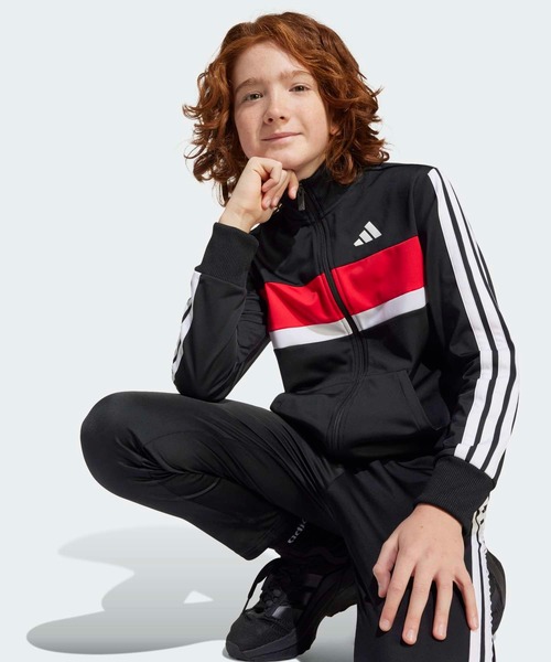 adidas(アディダス)の「シーズナル エッセンシャルズ Tiberio スリーストライプス トリコット トラックスーツ キッズ / ジャージ / アディダス adidas(ジャージ・キッズ・ブラック×グレー/ブラック×レッド/ブルー・130/140/150/160)」の14枚目の写真