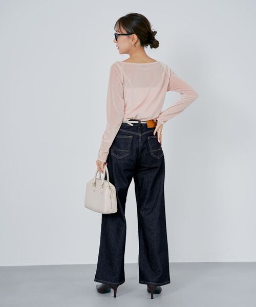 COHINA(コヒナ)の「シアーベロアボートネックトップス 【低身長・小柄女性】(Tシャツ/カットソー・レディース・ピンク/ホワイト/ブラック・ONE SIZE)」の9枚目の写真