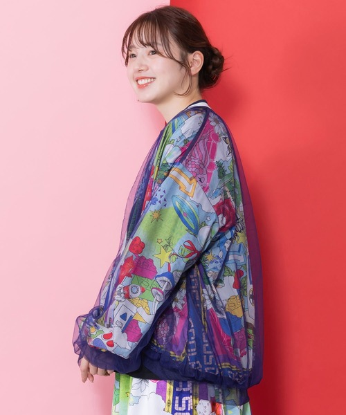 ScoLar（スカラー）の「161626：レトロスカーフ柄チュール重ねブルゾン（ブルゾン・レディース・パープル/ブラック・M）」の5枚目の写真