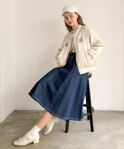 F i.n.t（フィント）の「リボン付き小花刺繍バレエパンプス（パンプス・レディース・アイボリー/レッド・L/M/S）」の15枚目の写真