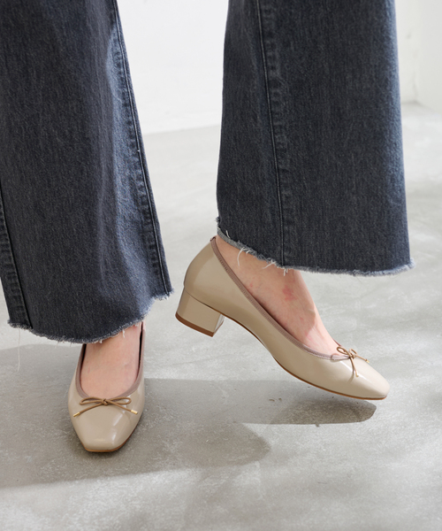 LE TALON（ルタロン）の「《追加》3.5cmスクエアバレエパンプス（パンプス・レディース・レッド/ブラックミックス/ベージュ・24.5cm/22.5cm/22cm/24cm/25cm/23.5cm/23cm）」の14枚目の写真