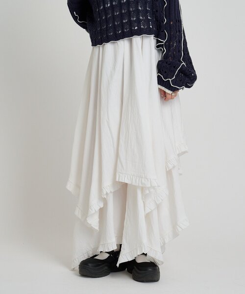 w closet（ダブルクローゼット）の「イレヘムフリルキャミワンピース（ワンピース・レディース・ブラック/オフホワイト・FREE）」の3枚目の写真