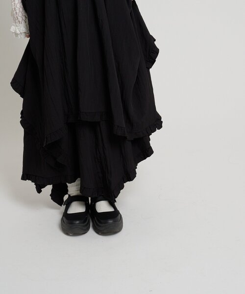 w closet（ダブルクローゼット）の「イレヘムフリルキャミワンピース（ワンピース・レディース・ブラック/オフホワイト・FREE）」の21枚目の写真