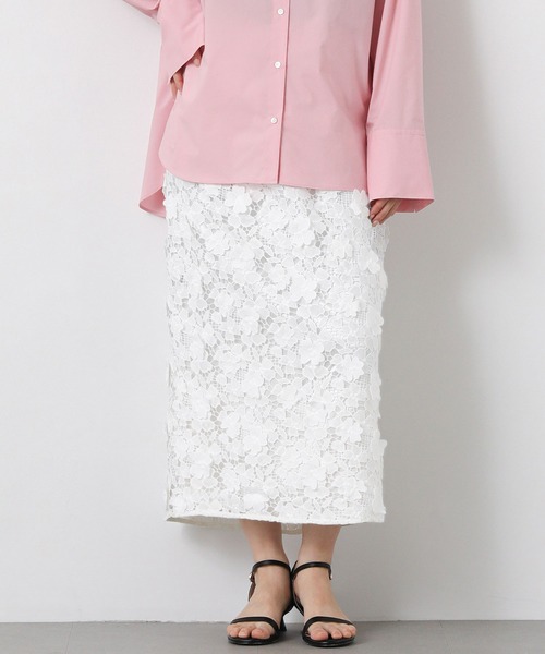 Gready Brilliant(グレディブリリアン)の「3Dレースタイトスカート(スカート・レディース・チャコールグレー/オフホワイト・38)」の1枚目の写真