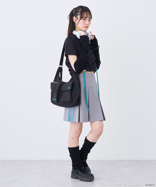 earth music&ecology（アースミュージックアンドエコロジー）の「初音ミク イメージ バッグ（ショルダーバッグ・レディース・グリーン・FREE）」の5枚目の写真